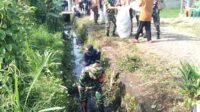 TNI, Polri, FKPPI, Pramuka, dan Masyarakat karya bhakti bersihkan saluran air di Gadang. (ist) - TNI, Polri, FKPPI, Pramuka, dan Masyarakat Karya Bhakti Bersihkan Saluran Air di Gadang