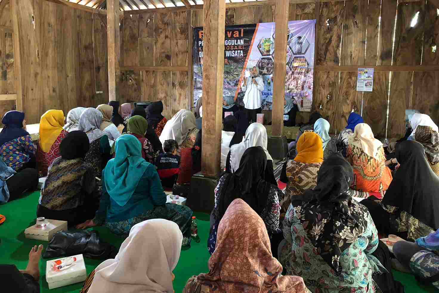 Lathifah Puji Semangat Luar Biasa Pelaku UMKM Kecamatan Wonosari