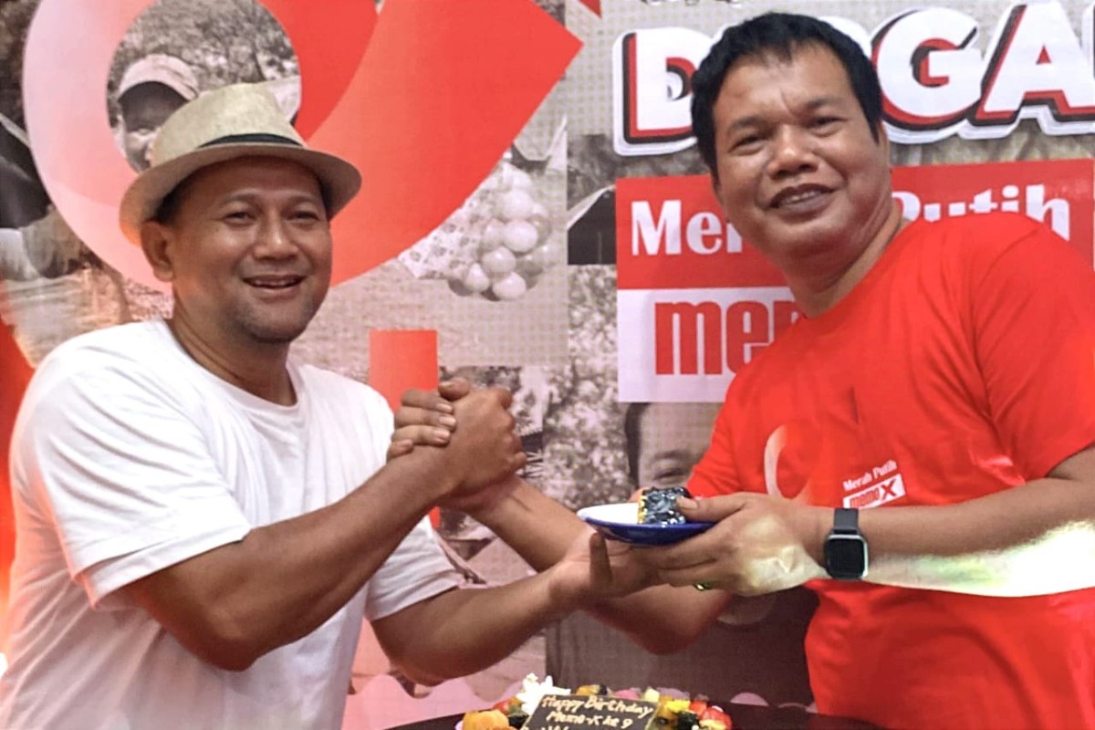 Calon Wali Kota Malang dari nomor urut 2, Sam HC, saat bersama CEO Memo X. (ist./nov) - 'Merah Putih Memo X Ku' jadi Tema di HUT ke-9, Dihadiri Calon Wali Kota Wahyu Hidayat dan Sam HC