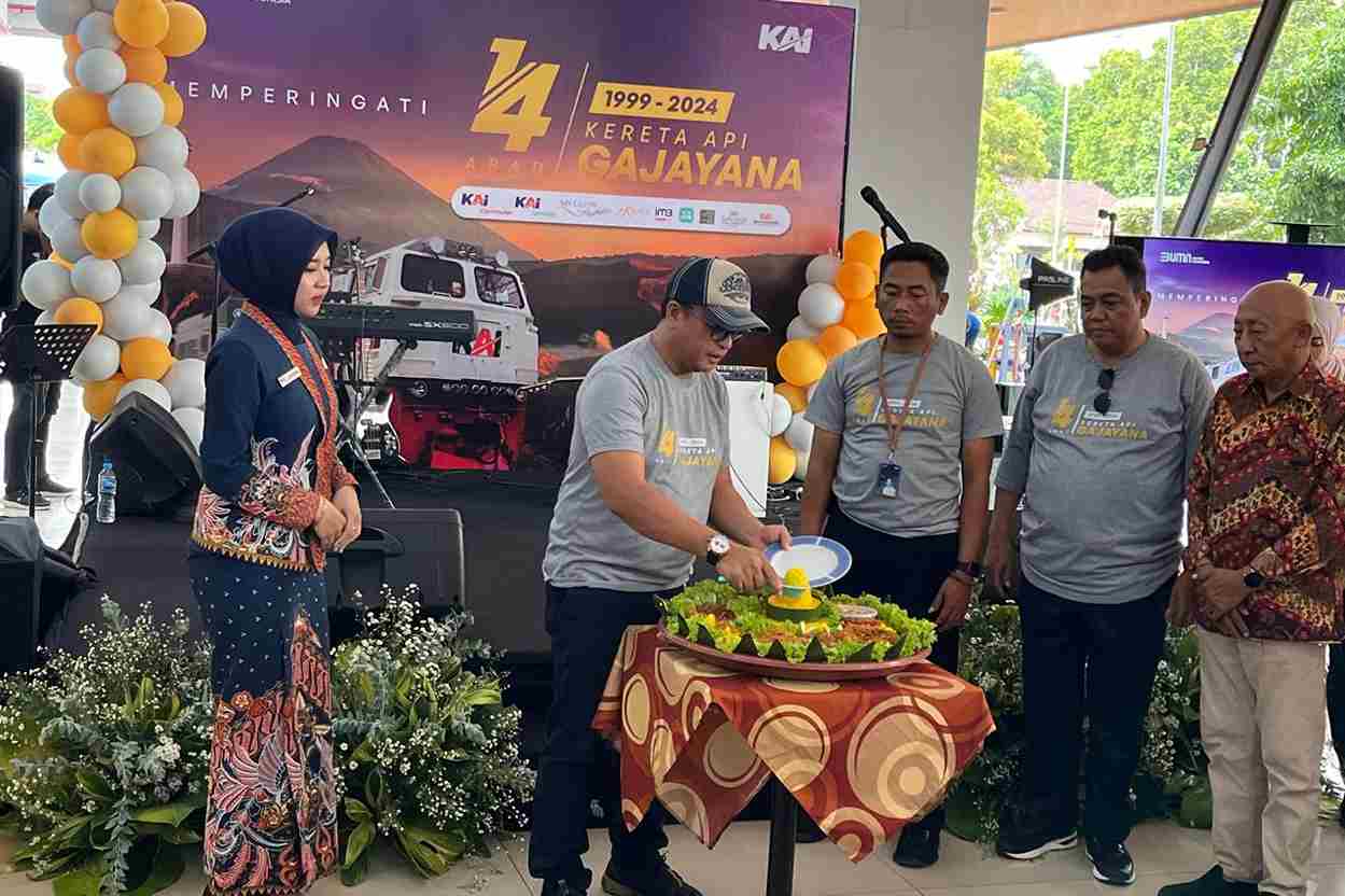 KAI Daop 8 Rayakan Perjalanan 25 Tahun KA Gajayana 1 KAI Daop 8 Rayakan Perjalanan 25 Tahun KA Gajayana