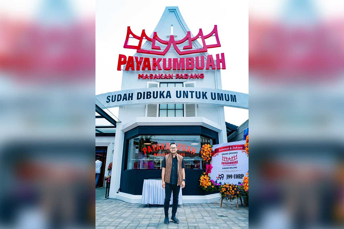 Juragan 99 buka RM Padang Payakumbuah di Kota Malang. (ist) - Diresmikan Kapolda Jatim, Juragan 99 Buka Cabang ke-4 RM Padang Payakumbuah di Malang