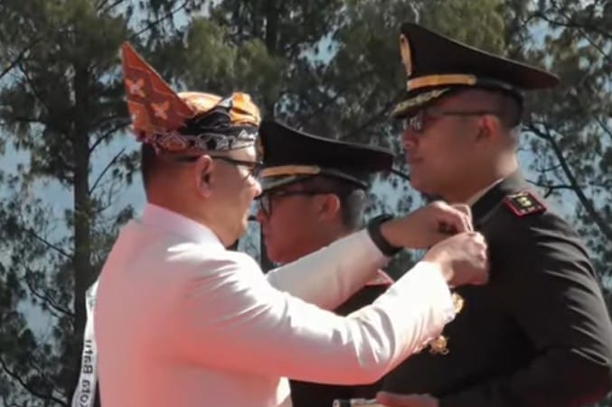 Keseruan Upacara Peringatan HUT Ke-23 Kota Batu dan HUT ke-79 Propinsi Jatim di Stadion Gelora Brantas