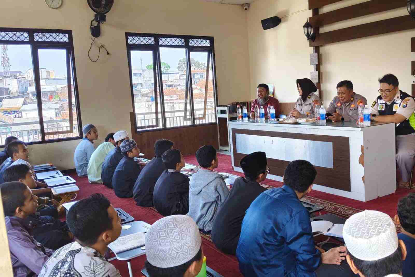 Polresta Makota Tingkatkan Pemahaman Masyarakat Dampak Negatif Praktik LGBT