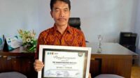 Kepala Desa (Kades) Pendem, Tri Wahyuwono Efendi. (Seru.co.id/dik) - Pemdes Pendem Batu Terima Penghargaan 20 Besar Desa Anugerah Patriot Jawi Wetan-II Tahun 2024