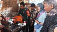 Koramil Lowokwaru bersama GM FKPPI salurkan bantuan untuk lansia dan difabel. (ist) - Koramil Lowokwaru Bersama GM FKPPI Salurkan Bantuan untuk Lansia dan Difabel