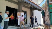 KPU Situbondo Terima Logistik Kotak Suara dan Segel Plastik Pilkada 2024