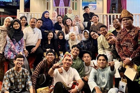 Delegasi UB Kenalkan Budaya Indonesia pada Cultural Night ASEAN Classroom 2024