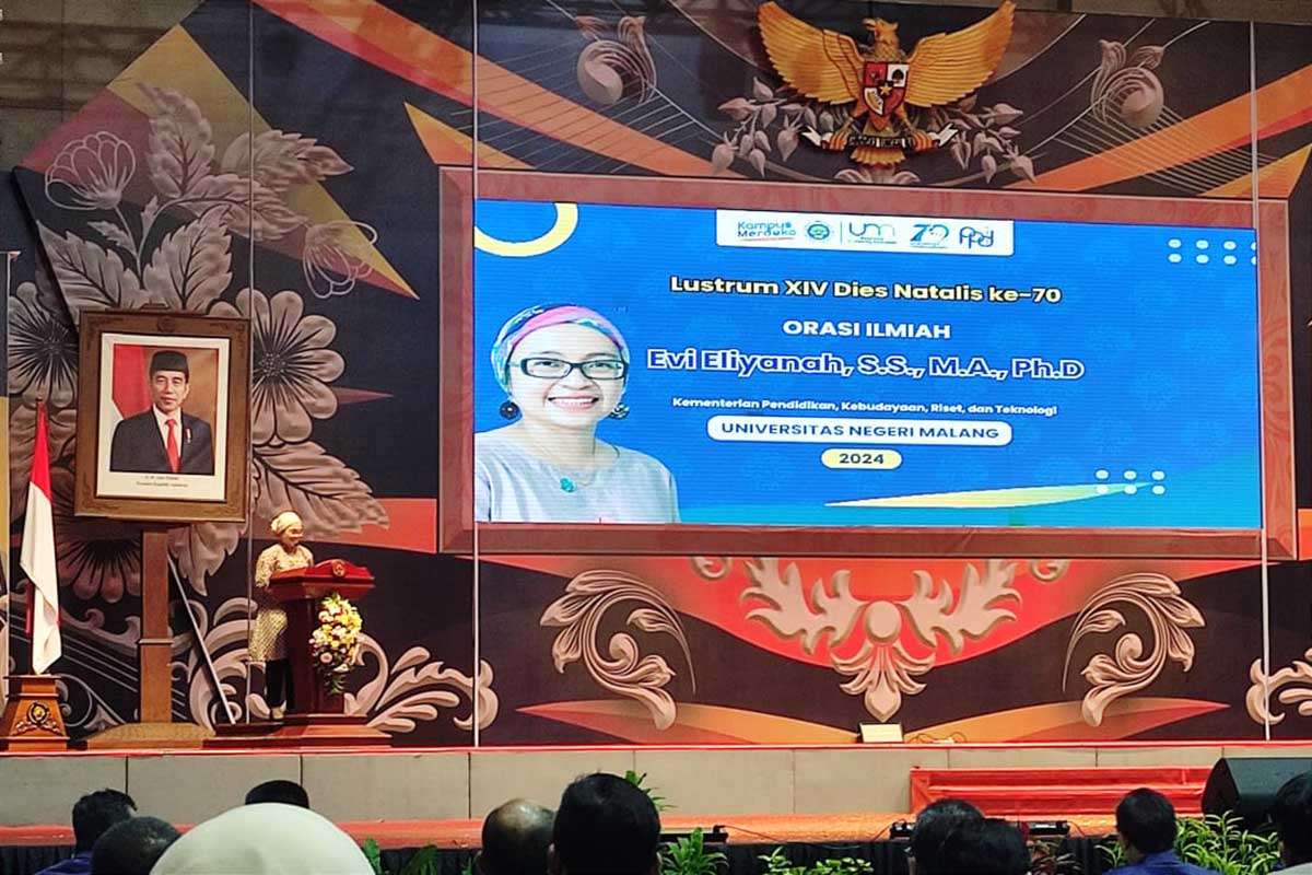 Orasi ilmiah Direktur KUI UM, Dr Evi Eliyanah SS MA PhD. (rhd) - Dies Natalis ke-70 UM dan Lustrum XIV Wujudkan Inovasi Prestasi Dunia