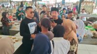 Pedagang Pasar Madyopuro sambut dan rindukan Abah Anton kembali memimpin Kota Malang. (ist) - Pedagang Pasar Madyopuro Rindukan Abah Anton Kembali Memimpin Kota Malang