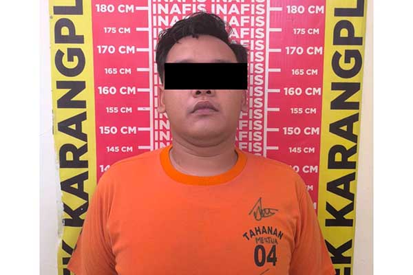 Pelaku penggelapan sepeda motor di Karangploso. (ist) - Berkenalan Melalui Aplikasi Jodoh, Sepeda Motor Korban Dibawa Lari Teman Laki-lakinya