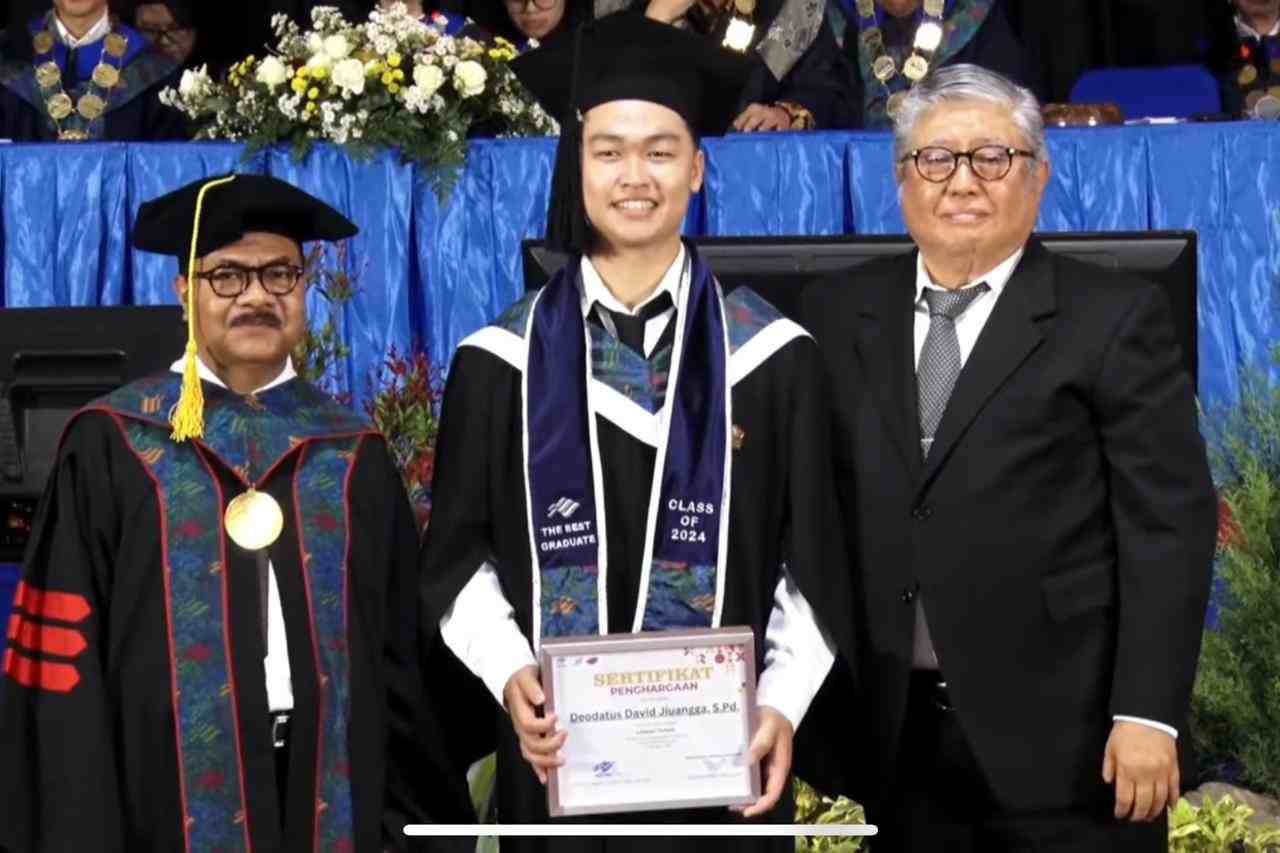 Luluskan 273 Wisudawan, Rektor Universitas Ma Chung: Langsung Kerja dan Menciptakan Kerja