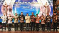Aries Agung Paewai Dinobatkan Sebagai Kepala Daerah Pembina Desa Terbaik I Nasional Tahun 2024