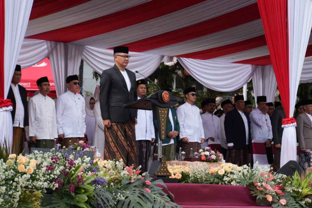 Apel Peringatan Hari Santri Nasional 2024 Dihadiri Ratusan Pelajar dan Santri Se-Kota Batu