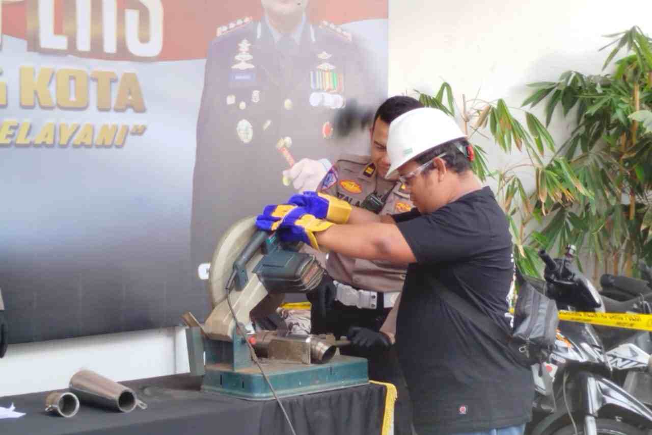 Operasi Zebra Semeru 2024, Satlantas Polresta Malang Kota Sita Ratusan Knalpot Brong