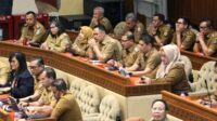 Acara Raker dengan Komisi II DPR RI dan Menteri Dalam Negeri RI. (pro) - Pj. Wali Kota Malang Siap Sukseskan Pilkada Serentak 2024