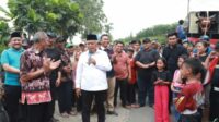 Sanusi Tinjau Hasil Perbaikan Jalan Desa Randugading Tajinan untuk Tingkatkan Perputaran Ekonomi