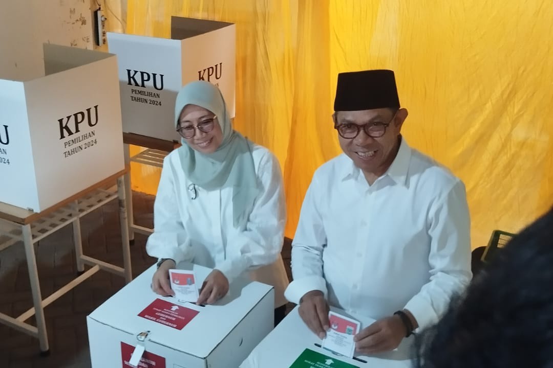 Nyoblos di TPS 08 Sumberejo, Nurochman Akui Santai Tanpa Beban