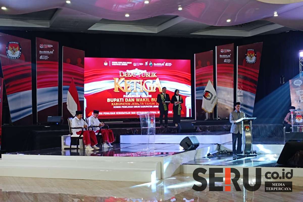 Debat Publik Ketiga Pilkada Jember 2024. (Seru.co.id/amb) - Cabup Jember Hendy ke Fawait: Milenial dan Gen Z Butuh Bukti dan Prestasi, Bukan Janji Tak Jelas