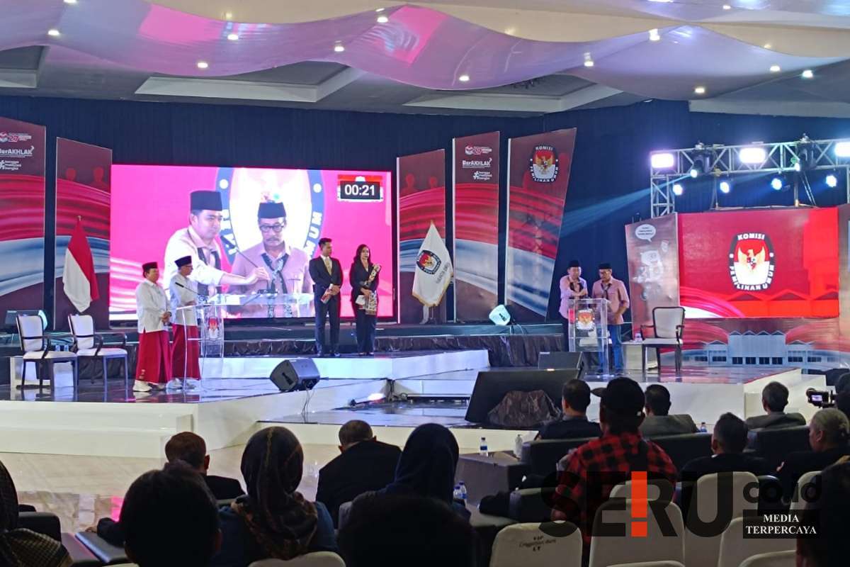 Debat Publik Ketiga Pilkada Jember 2024. (Seru.co.id/amb) - Gus Fawait Janji Kembalikan Program Bulan Berkunjung ke Jember saat Debat
