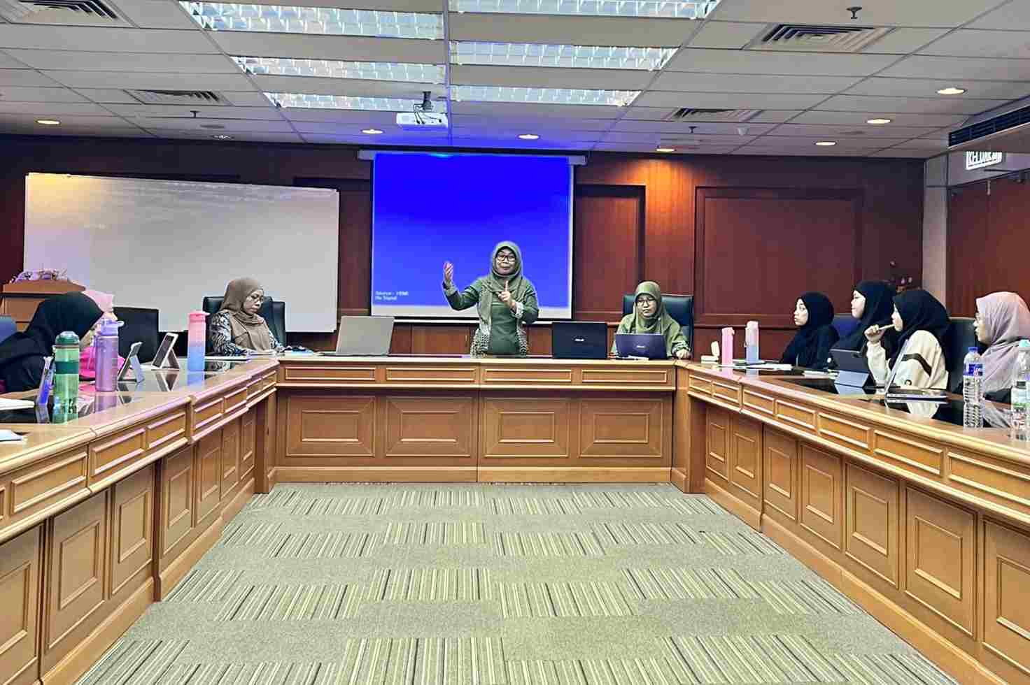 Ungkap Bias Gender dalam Cerita Rakyat, Dosen UM Hasilkan Buku Bersama Akademisi Malaysia