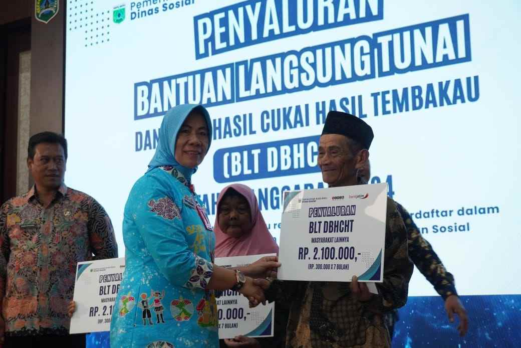 275 Warga Kota Batu Terima BLT Dari DBHCT