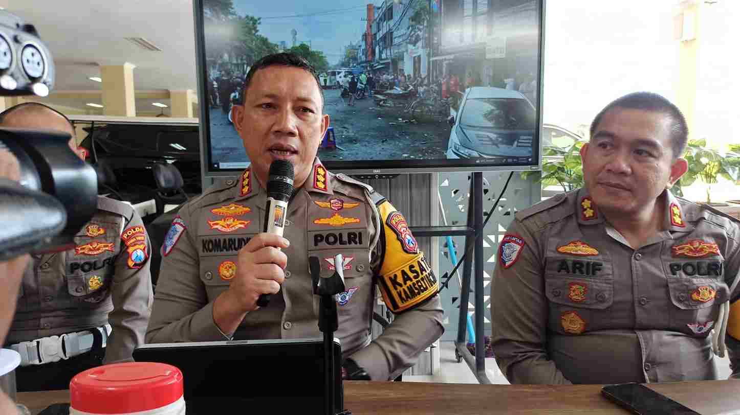 Diduga Mabuk, Pemuda di Surabaya Tabrak Pasutri Hingga Tewas