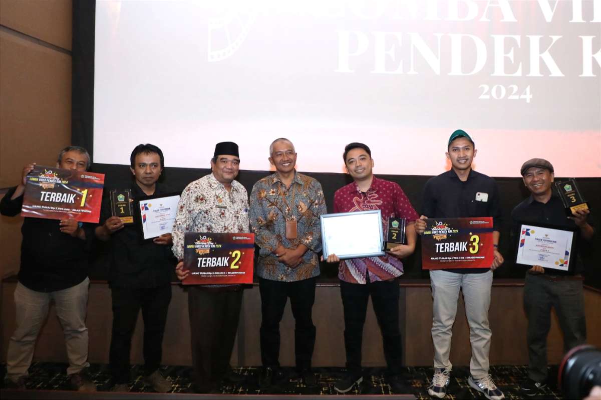 Foto bersama para pemenang lomba video pendek KIM 2024. (Diskominfo) - Diskominfo Kota Malang Dorong KIM Angkat Potensi UMKM melalui Lomba Film Pendek