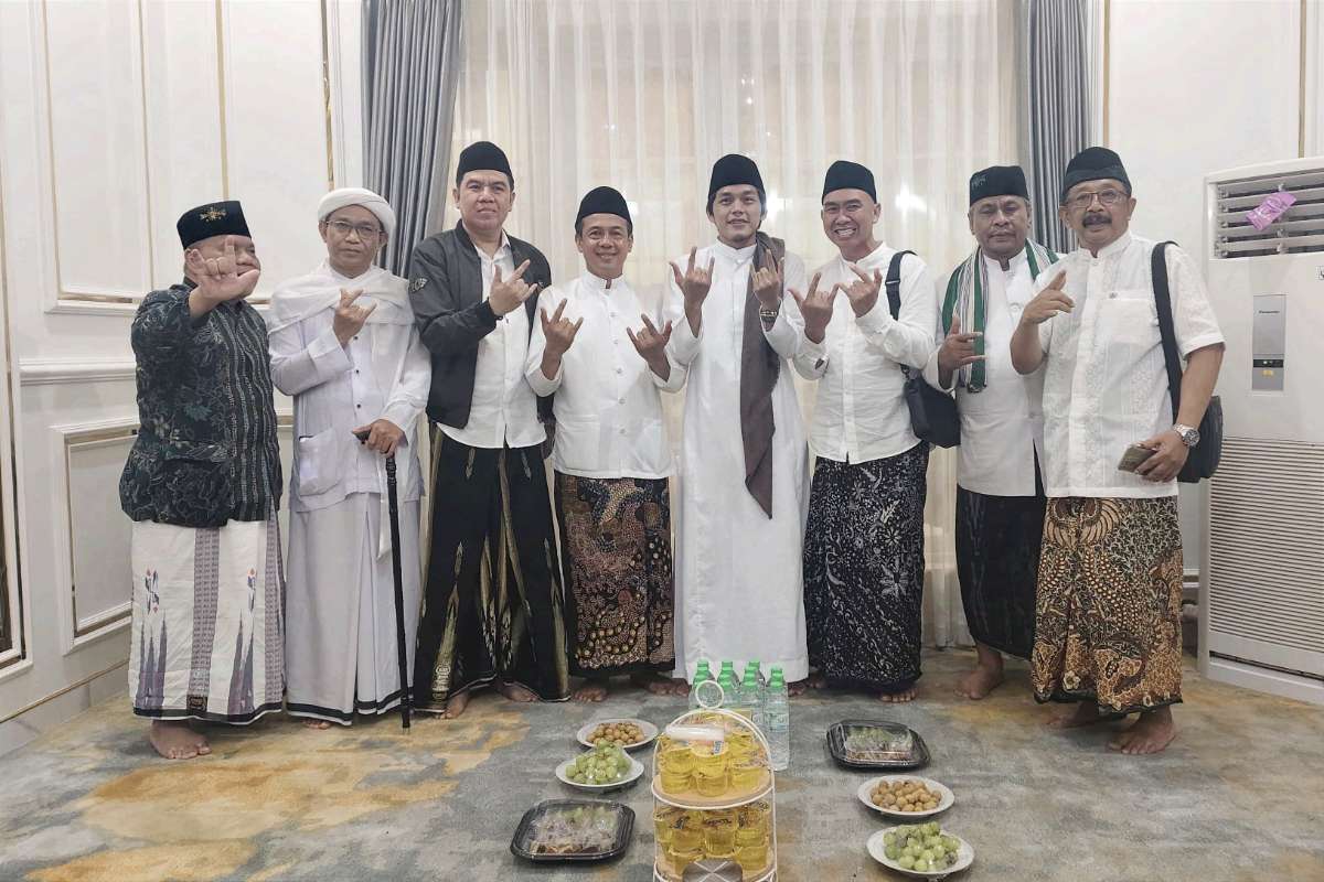 Gus Iqdam mendoakan Abah Anton dan Dimyati jadi Pemimpin Kota Malang. (ist) - Gus Iqdam Dukung Abah Anton dan Dimyati Jadi Pemimpin Kota Malang