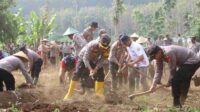 Sinergi Polres dan Dinas Pertanian Aktifkan Lahan Tidur Untuk Ketahanan Pangan Kota Batu