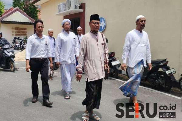 Para ulama Pamekasan usai melakukan audiensi ke Polres Pamekasan. (Seru co.id/udi) - Pastikan Pilkada Netral dan Aman, Ulama Pamekasan Datangi Polres Pamekasan