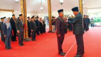 Ratusan PNS Dapat Penghargaan Satyalanca Karya Satya Disematkan oleh Bupati Sumenep