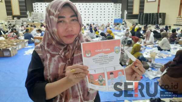 KPU Situbondo Temukan 389 Surat Suara Rusak untuk Pilkada Tahun 2024
