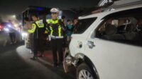 Proses olah TKP di Lokasi kecelakaan maut di Kecamatan Gondanglegi. (ist) - Kecelakaan Tunggal Satu Penumpang Daihatsu Terios di Gondanglegi Tewas
