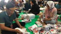KPU Kabupaten Malang Lakukan Sortir 2.113.895 Surat Suara Pilgub Jatim