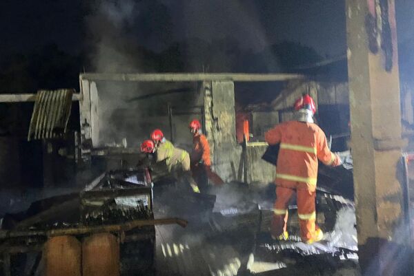 18 Stand Warung Pujasera Karangploso Terbakar, Kerugian hingga Ratusan Juta Rupiah
