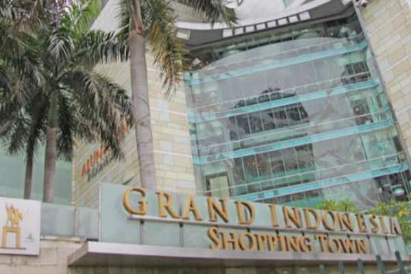 Restoran Gyukaku yang berada di lantai 3A mal Grand Indonesia terbakar. (ist) - Kebakaran di Mal Grand Indonesia, Satu Karyawan Alami Sesak Napas