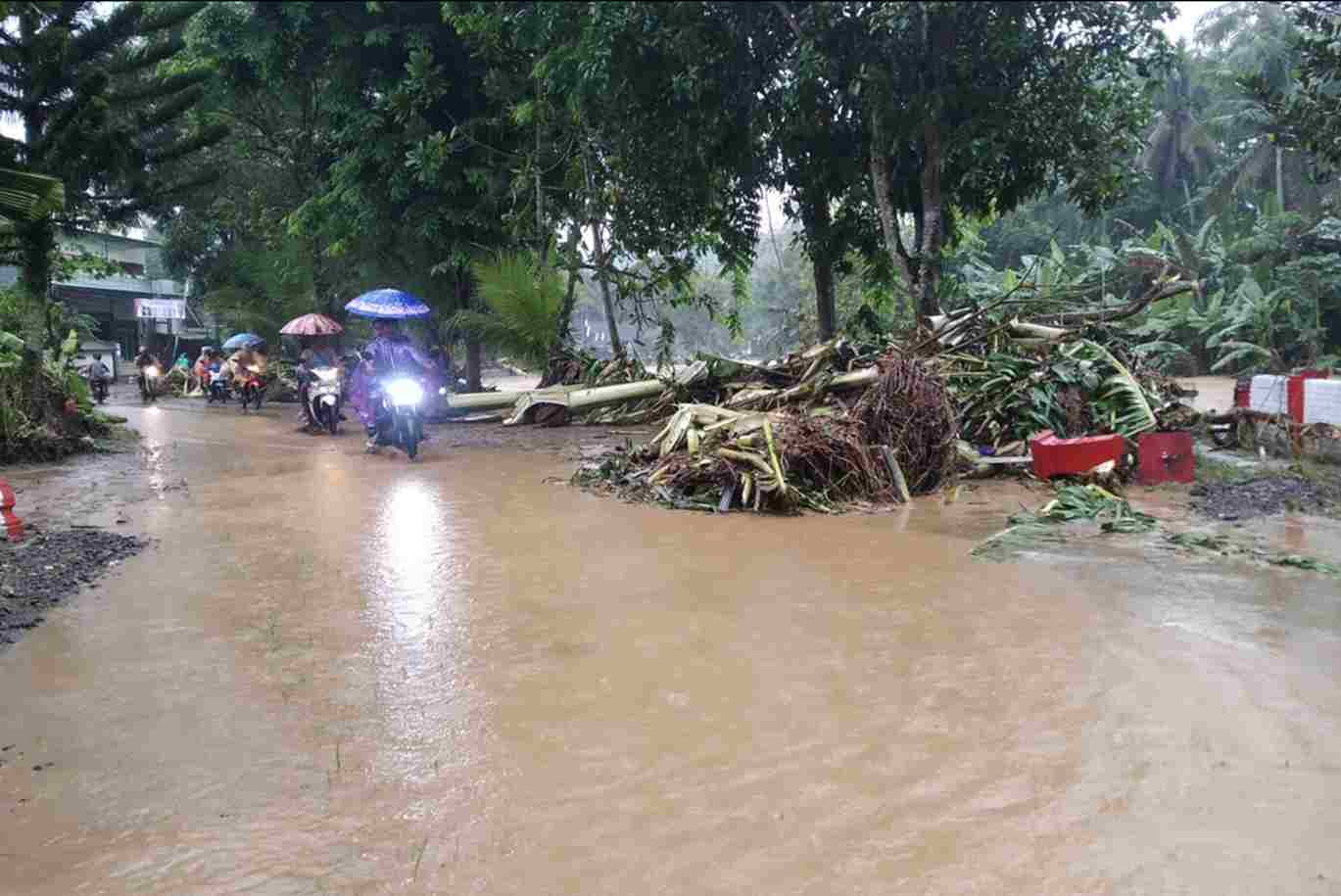 BMKG Prediksi Cuaca Ektrem Hingga Awal Bulan Desember, Warga Diimbau Waspada