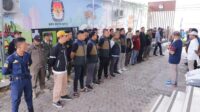 Pj. Wali Kota Batu Beri Semangat Petugas Gabungan Bersih-Bersih APK