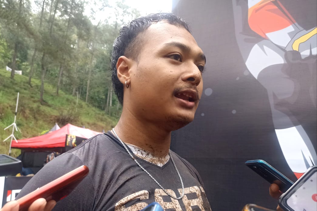 Tampil Tercepat, Andy Prayoga Incar Juara Umum 76 Indonesian Downhill 2024