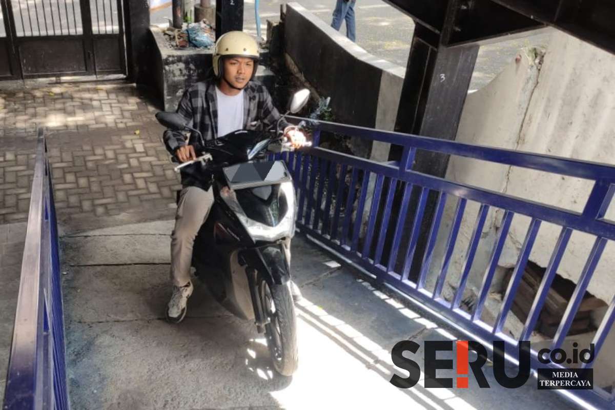 Akses kendaraan R2 yang dinilai terlalu curam dan berisiko. (rhd) - Rendra Masdrajad Safaat Respons Penataan Parkir di Kawasan Kayutangan Heritage