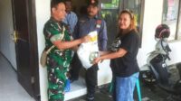 Babinsa Kedungkandang dampingi pendistribusian bantuan beras Cemorokandang. (ist) - Babinsa Kedungkandang Dampingi Pendistribusian Bantuan Beras Cemorokandang