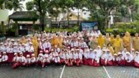 Babinsa Lowokwaru bekali wawasan kebangsaan siswa SDN 5 Tunjungsekar. (ist) - Babinsa Lowokwaru Bekali Wawasan Kebangsaan Siswa SDN 5 Tunjungsekar