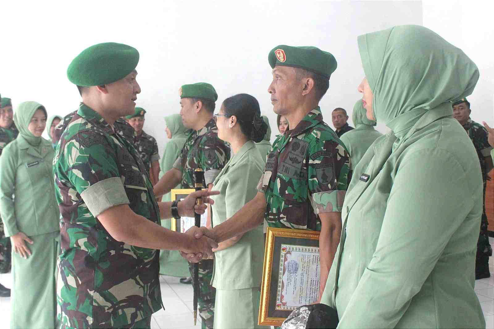 Dandim 0833 Terima Laporan Korps Raport Bintara Pindah Satuan