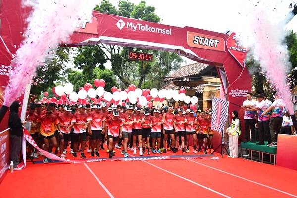 Danrem 083/Bdj Lepas Peserta Korem Fun Run 5K 10 K dan 21K