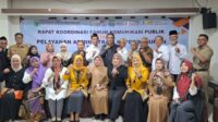 Foto bersama peserta FGD bersama Kadisdukcapil dan jajaran. (Seru.co.id/dok.ist) - Disdukcapil Kota Batu Jaring Aspirasi Masyarakat tentang Pelayanan Publik dan Administrasi Kependudukan