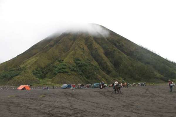 Ilustrasi wisata Gunung Bromo. (ist) - Disiapkan Titik Parkir untuk Pengunjung TNBTS di Momen Nataru Guna Antisipasi Kemacetan