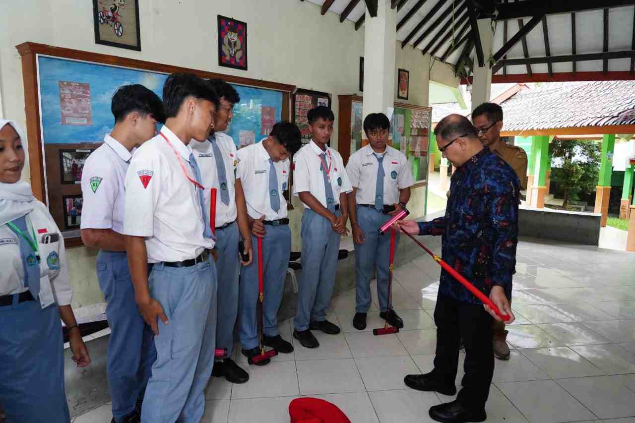 Kadindik Prov Jatim Minta SMAN 2 Batu Siapkan Rombel Olahraga