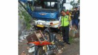 Diduga Alami Rem Blong, Truk Fuso Tabrak Dua Sepeda Motor di Dau