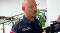 Kepala Dinas Perhubungan (Dishub) Kota Malang, Widjaja Saleh Putra, sedang menjelaskan kepada awak media. (ws12) - Dishub Kota Malang Uji Coba Penataan Parkir Kayutangan Heritage Sebelum Nataru