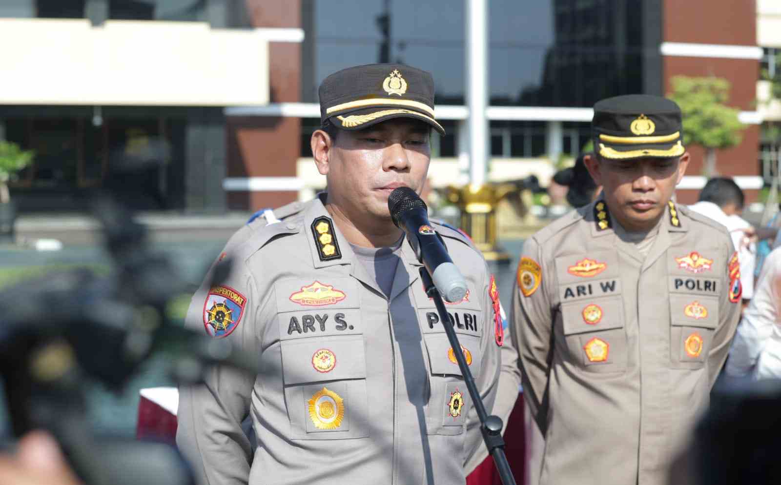 Cegah Penyalahgunaan, Bid Propam Polda Jatim Periksa Senpi Anggota
